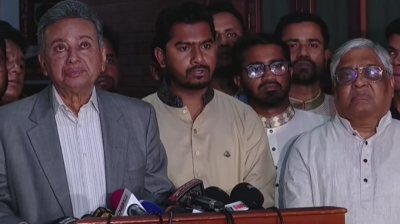 দুই ছাত্র উপদেষ্টার পদত্যাগ জরুরি, ডিসেম্বরেই নির্বাচন হতে হবে: নুরুল হক